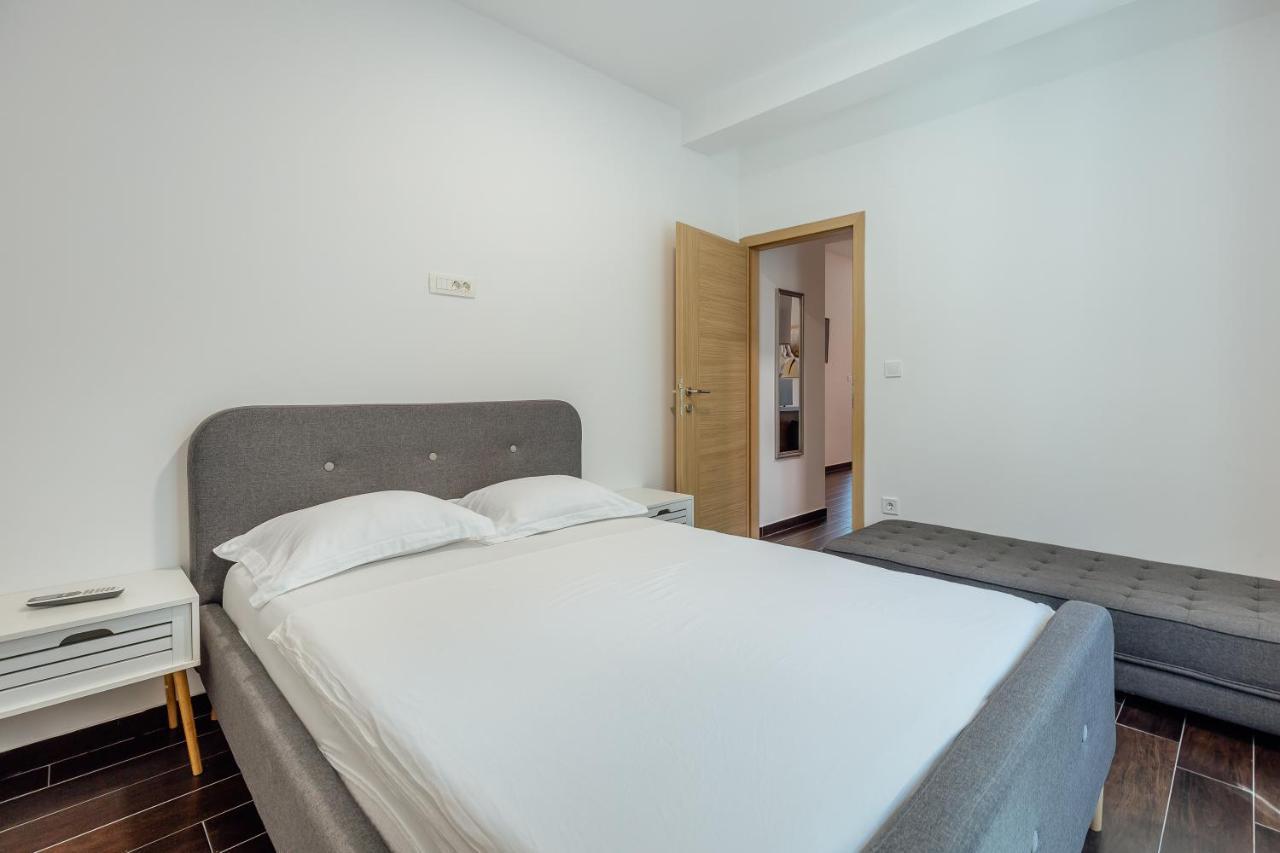 Villa Milami Kotor Luaran gambar