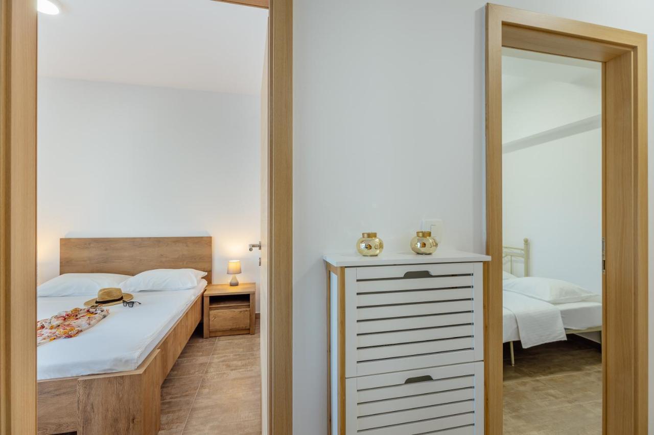 Villa Milami Kotor Luaran gambar