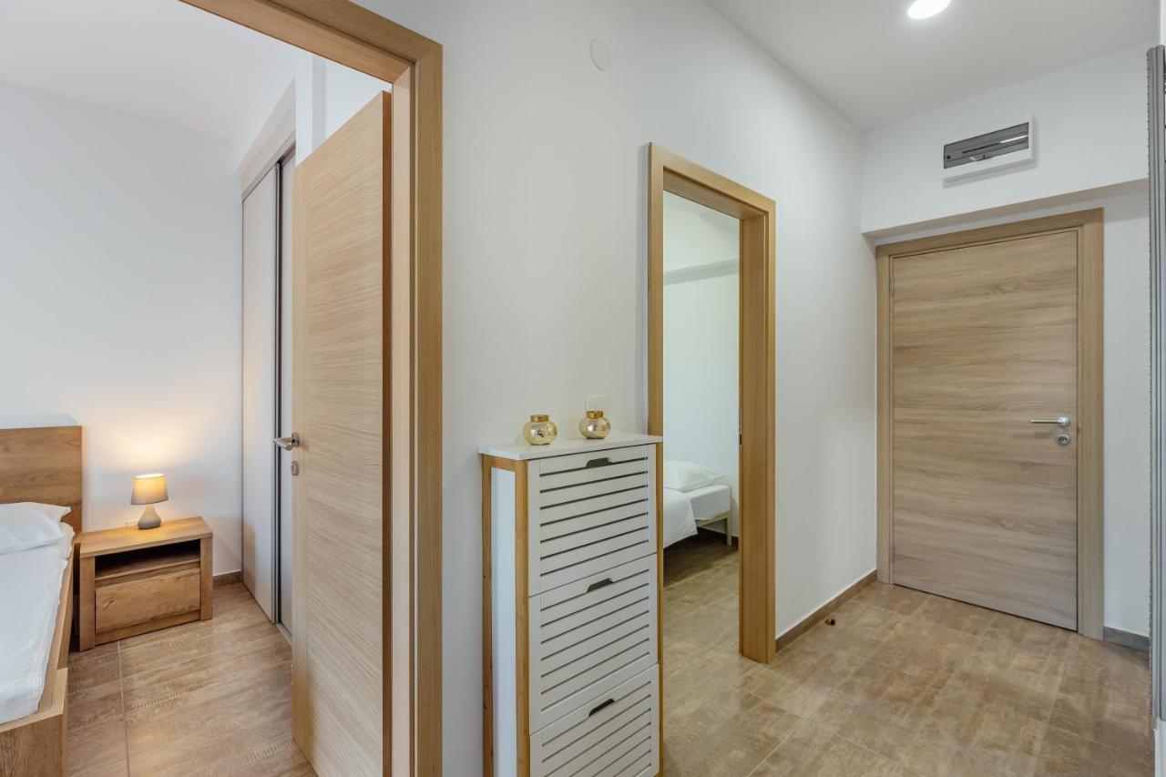 Villa Milami Kotor Luaran gambar
