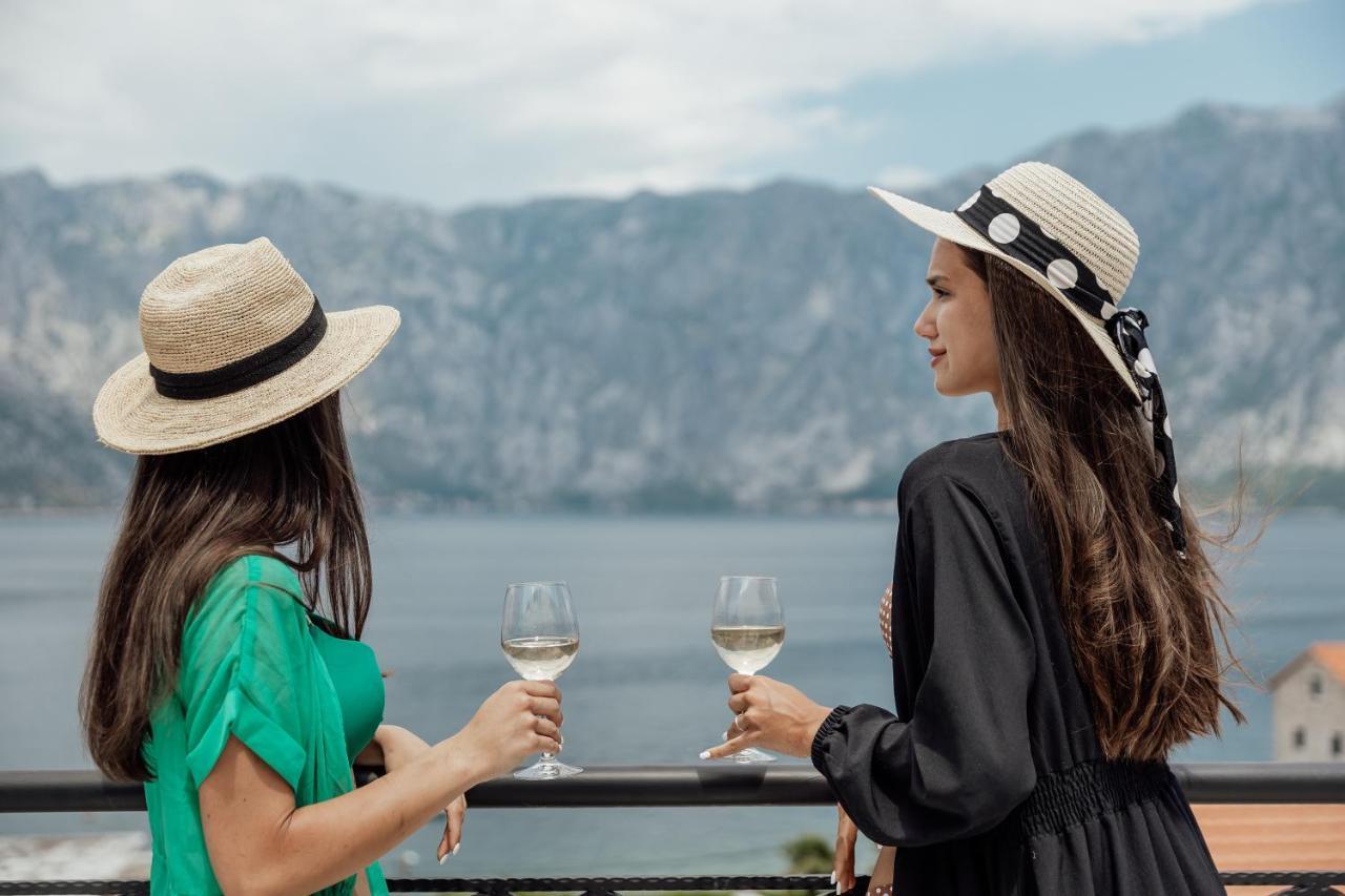 Villa Milami Kotor Luaran gambar