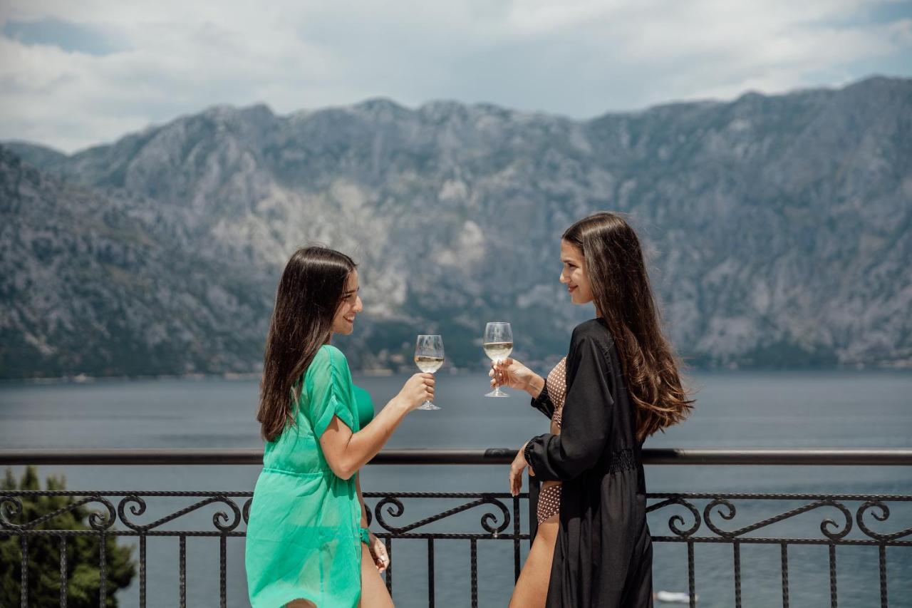 Villa Milami Kotor Luaran gambar