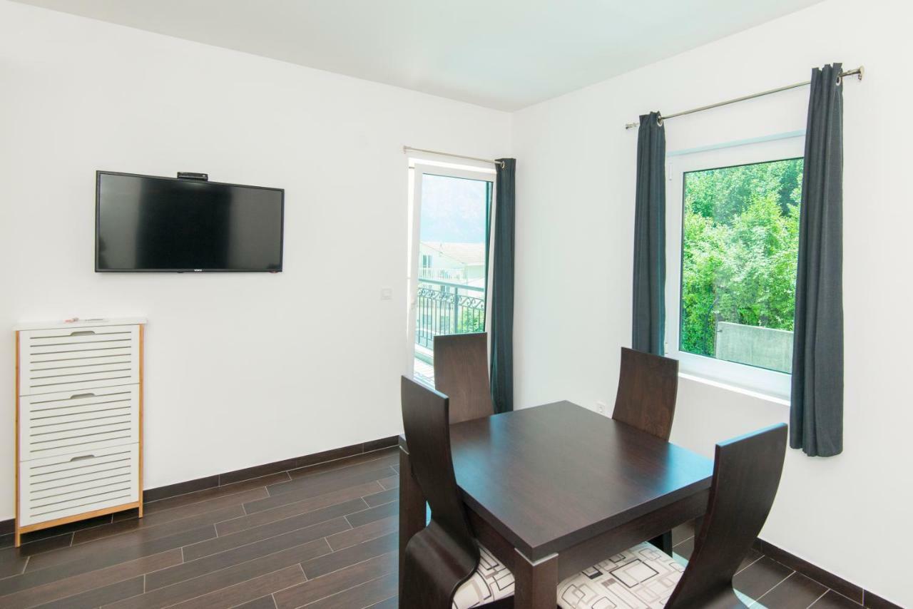 Villa Milami Kotor Luaran gambar